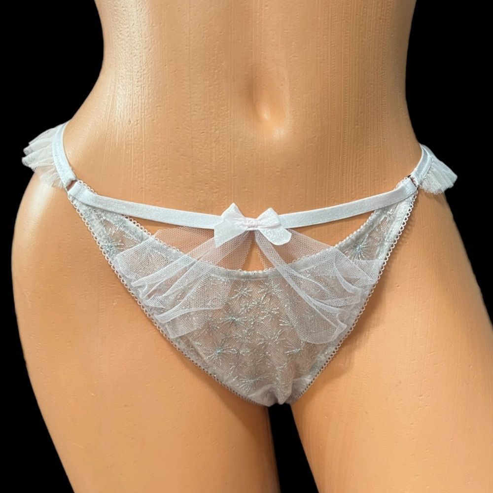 Victorias Secret Sexy Metallic mesh , tulle V- string thong panty lavender L